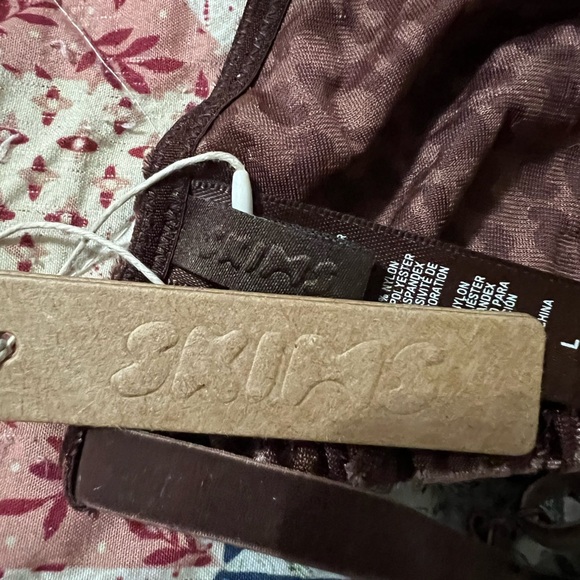 Skims NWT Bralette sz L - Picture 5 of 6